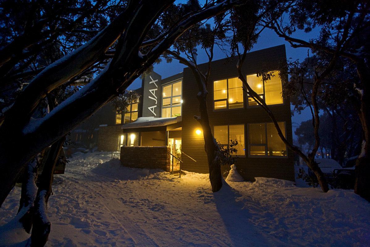 Ajax Ski Club Hotel Mount Buller Eksteriør billede